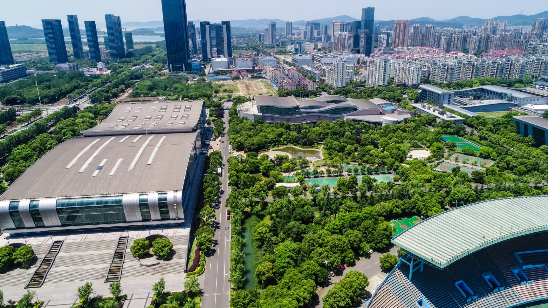 Features of Smart Industrial Parks